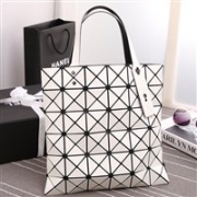 三宅一生（ISSEY MIYAKE） bao bao 手提包 百搭时尚单品