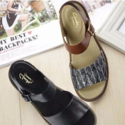 17年夏季新款，Clarks 其乐 Ferni Fame女士真皮平底凉鞋 Prime会员免费直邮含税