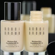 Bobbi Brown 芭比·波朗防晒珠润粉底露 SPF 15