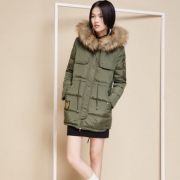 反季囤货！森马 女子中长款羽绒服 军绿色