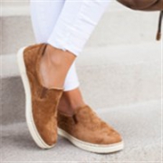 好价速入！UGG Fierce Deco Quilt 超舒适 女士一脚蹬休闲鞋