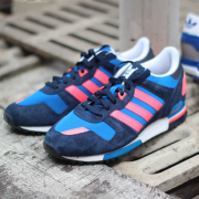Adidas Originals   ZX700 经典复古跑鞋 陈老湿同款