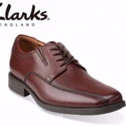 Clarks 其乐 男士舒适真皮牛津鞋 Prime会员免费直邮