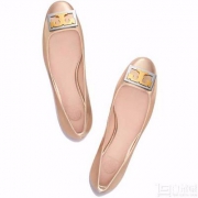 Tory Burch GIGI METALLIC 漆皮LOGO低跟鞋 $116.42（$132.3 公码8折）