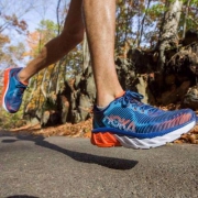 HOKA ONE ONE Arahi 男士马拉松跑鞋 Prime会员免费直邮