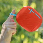 罗技（Logitech）   UE WONDERBOOM 无线蓝牙 便携音箱 IPX7级防水设计