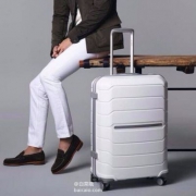 Samsonite 新秀丽 Freeform系列21寸拉杆箱 两色 Prime会员免费直邮
