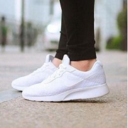 Nike 耐克（NIKE） TANJUN 女款运动鞋