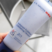 娇韵诗（Clarins） 男士 2合1洁肤磨砂膏125ml 促进细胞更新