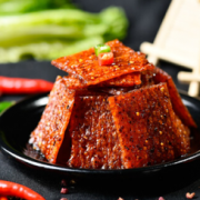 重口味！麻辣多拿  撕奔热辣TT情趣辣条280g  9.9元