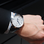 名仕（Baume & Mercier） MOA10214   克莱斯麦系列 男士自动机械腕表