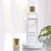 CAUDALIE 欧缇丽 明星产品 20周年限量版皇后水100ml £25.6（£32 两件8折）赠价值£10欧缇丽购物袋