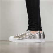 银光闪闪：Adidas 阿迪达斯 Superstar Boost女士贝壳鞋