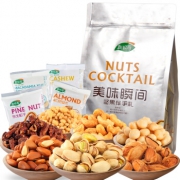 PLUS会员：新农哥 每日坚果 伴手礼盒 8种干果26袋520g