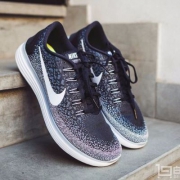 NIKE 耐克 FREE RN DISTANCE 男子轻量跑鞋 新低2.9折