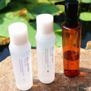 Shu Uemura 植村秀晶萃溢采精华水 150ml  清新型