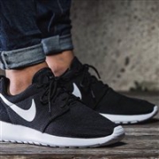 NIKE 耐克 ROSHE TWO男士运动鞋
