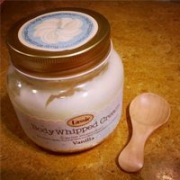 Lassic BODY WHIPPED CREAM 冰激凌 身体润肤霜，两种香味