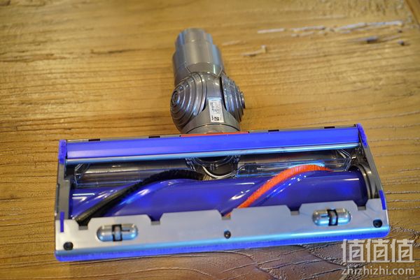 Dyson 戴森 V8 Absolute 吸尘器开箱