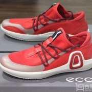 国内¥1799，17年新款 ECCO 爱步 Intrinsic 3盈速3系列 女士运动休闲鞋 4折$60