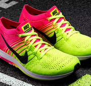 10点开始： NIKE 耐克 FLYNITK STREAK OC 中性款跑步鞋    499元包邮，2件额外9折