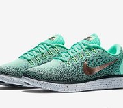 NIKE 耐克 FREE RN DISTANCE SHIELD 女士跑步鞋