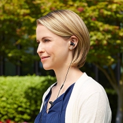 亚马逊倍思（AmazonBasics）  In-Ear 入耳式耳机（带麦克风）