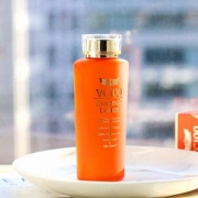 Dr.Ci:Labo 城野医生 VC100紧致美白透肌化妆水 150ml  Prime会员免费直邮