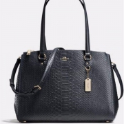 COACH 蔻驰 女士蛇纹真皮斜挎包 3.2折$$189.99