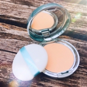 Cosme大赏 第一名 time secret 隐形毛孔 矿物保湿 超强防晒 粉饼 两色