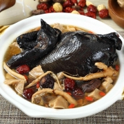 汇品 现杀新鲜 农家散养乌骨鸡 900g