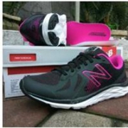 New Balance新百伦790v6女款轻量跑鞋