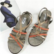 17年新款：Clarks 其乐 Agean Art 女士真皮平底凉鞋