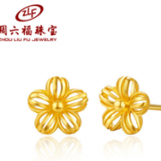 七夕好礼！周六福 黄金耳钉精工花朵 约1.96-2.15g ZJE0078-M 包邮
