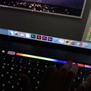 最新版：apple 苹果 macbookpro 13寸笔记本 带touch bar