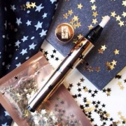 17年限量版，YSL 圣罗兰 星星明彩笔+赠妙巴黎唇釉