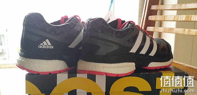 Adidas 阿迪达斯 Response Boost 女款运动鞋上脚体验