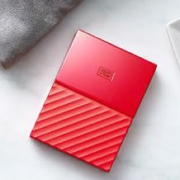 西部数据 New My Passport 1TB 2.5英寸USB 3.0移动硬盘