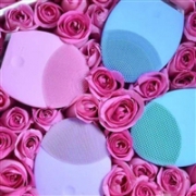 8折+送价值￡70化妆刷套装！FOREO LUNA 露娜 Mini 2 电动毛孔清洁美容洁面仪