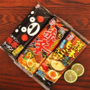 日亚熊本拉面精选：黑蒜油猪骨浓汤、黑麻油猪骨浓汤、赤辛超辣等多口味可选