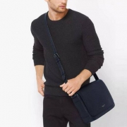国内￥4200，MICHAEL Michael Kors 男士Bryant中号真皮公文包 3色 $119.4（$149.25 额外8折）
