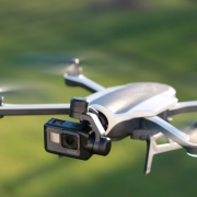 GoPro  Karma 无人机  可挂载自家运动相机