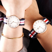 丹尼尔惠灵顿（Daniel Wellington） 0502DW 女款时尚手表  比海淘还低