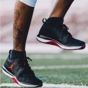 JORDAN TRAINER 1 MID 乔丹 男士综合训练鞋篮球鞋 新低4.5折$63.75（$84.99 额外75折）