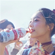 小仙女朋友圈装X：日本 可口可乐PLUS 减脂可乐470ml
