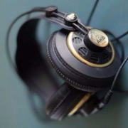 镇店之宝，AKG 爱科技 K240S 专业监听耳机