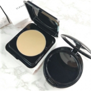shu uemura 植村秀 小灯泡塑颜光感微光粉饼 粉芯 12g
