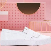 SOFT GREY 女士流苏小白鞋 €21.588（€35.98 额外6折）