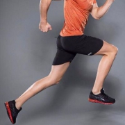 ASICS Quantum 180 2 男款次顶级缓震跑鞋