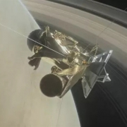 坚持地球是宇宙中心的卡西尼，为土星而死的卡西尼